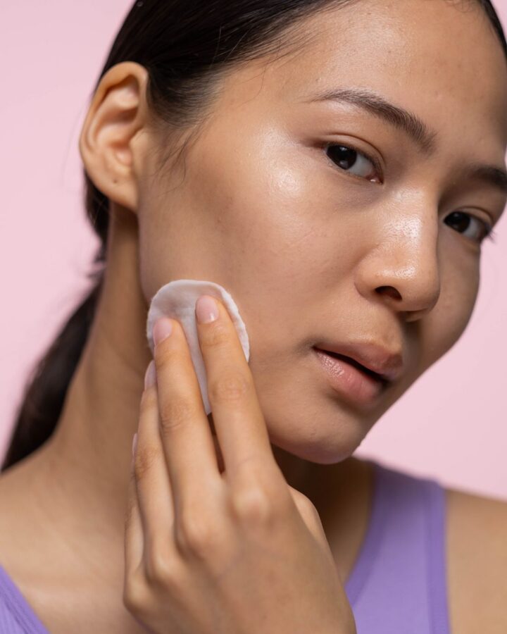 Cuidado facial para una piel luminosa — tratamientos faciales en Sabadell