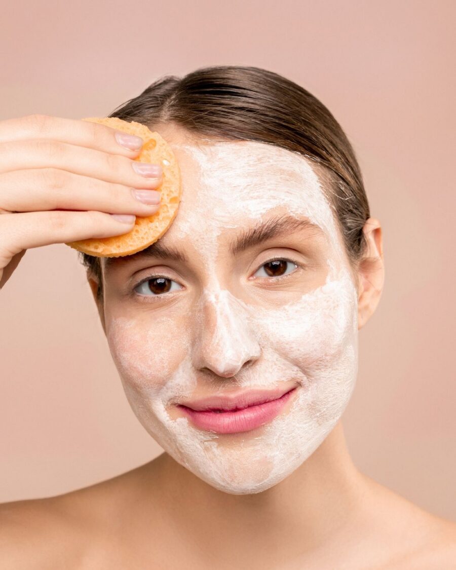 Piel luminosa tras peeling — peelings estéticos